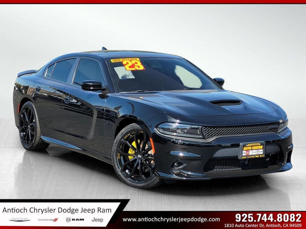 2023 DODGE Charger