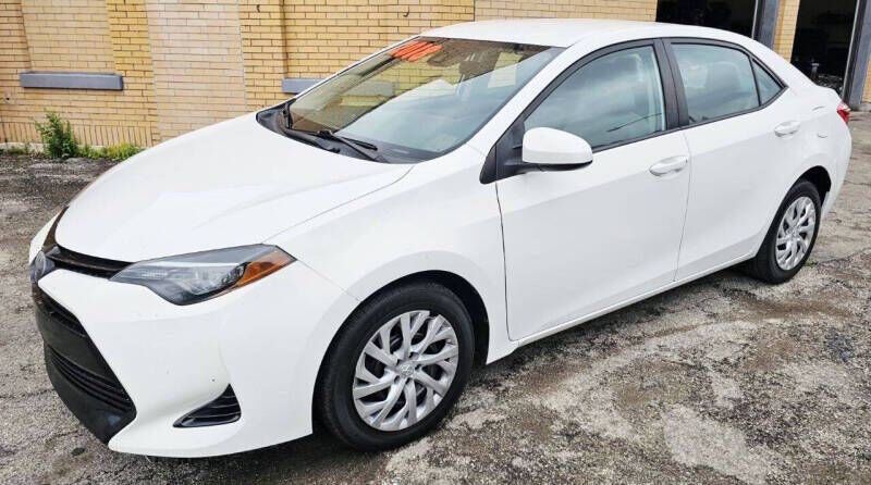 2018 TOYOTA Corolla