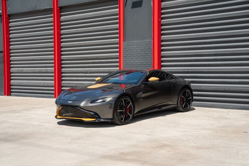 2019 ASTON MARTIN V8 Vantage
