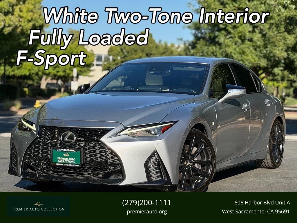 2021 LEXUS IS