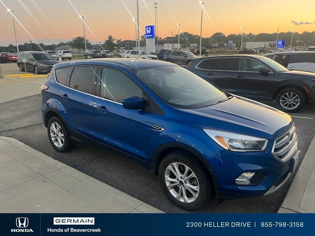 2017 FORD Escape
