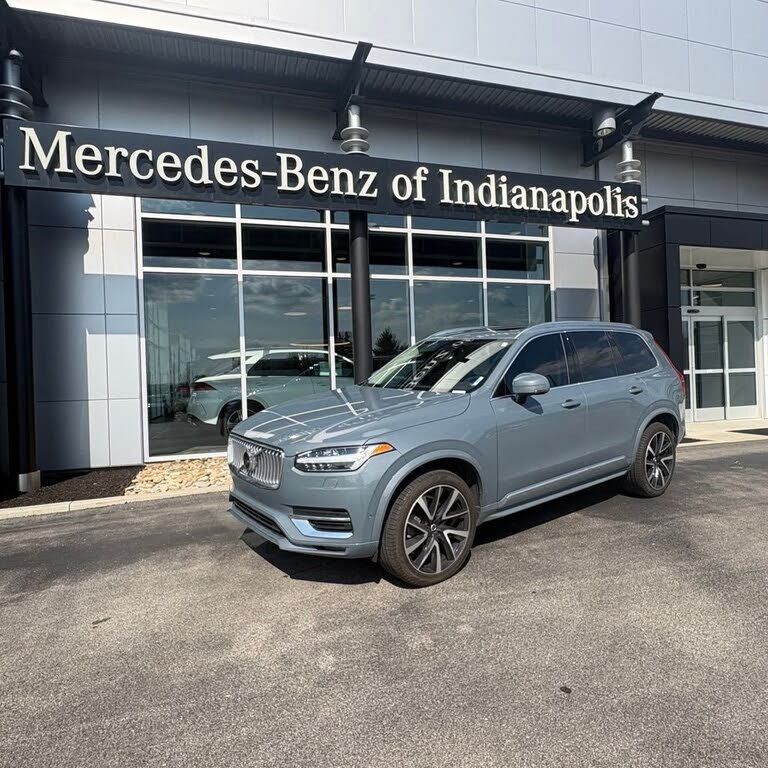 2023 VOLVO XC90