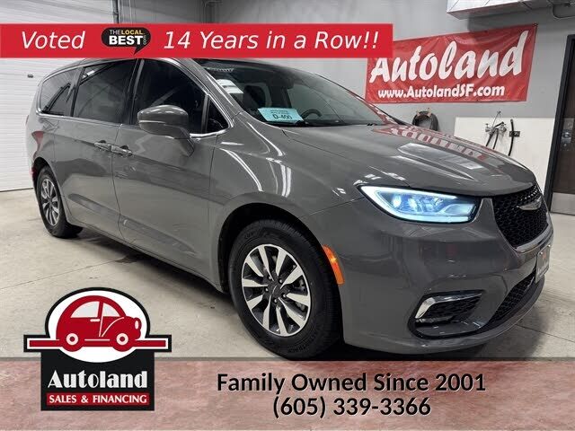 2022 CHRYSLER Pacifica