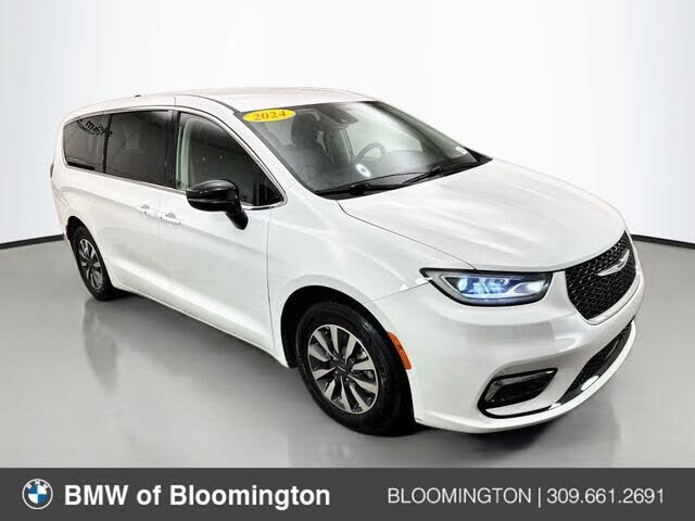 2024 CHRYSLER Pacifica