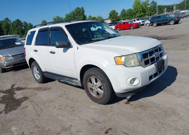 2011 FORD Escape
