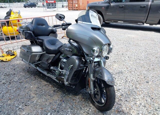 2017 HARLEY DAVIDSON FLHTCU / Electra Glide Ultra Classic