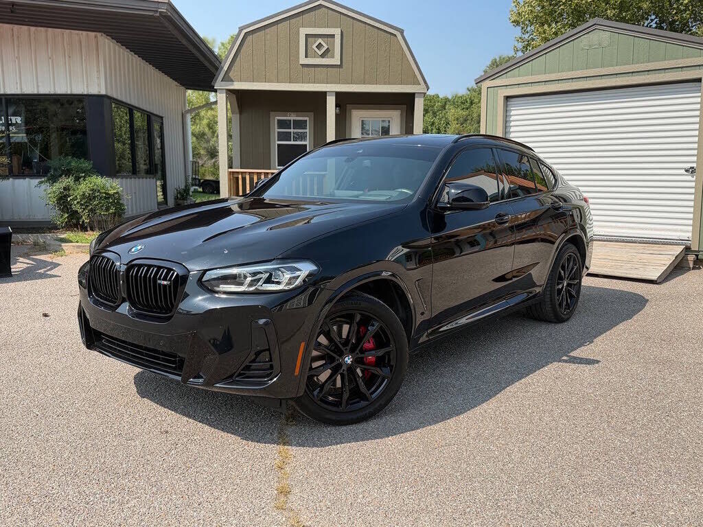 2022 BMW X4
