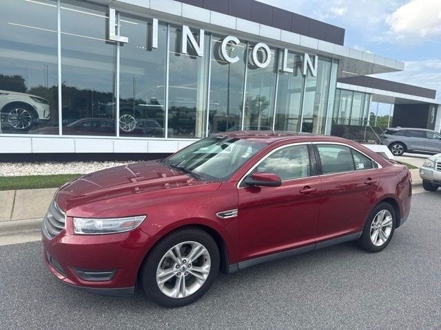 2013 FORD Taurus
