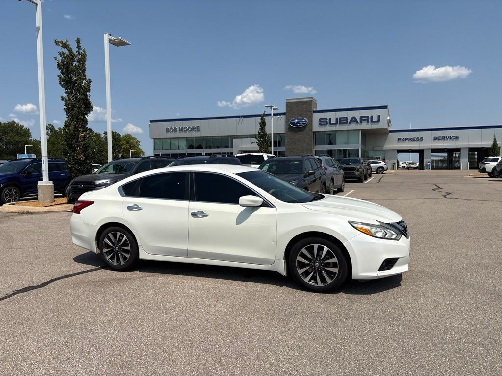 2016 NISSAN Altima