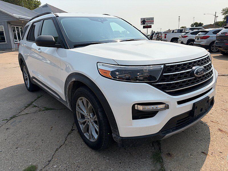 2021 FORD Explorer
