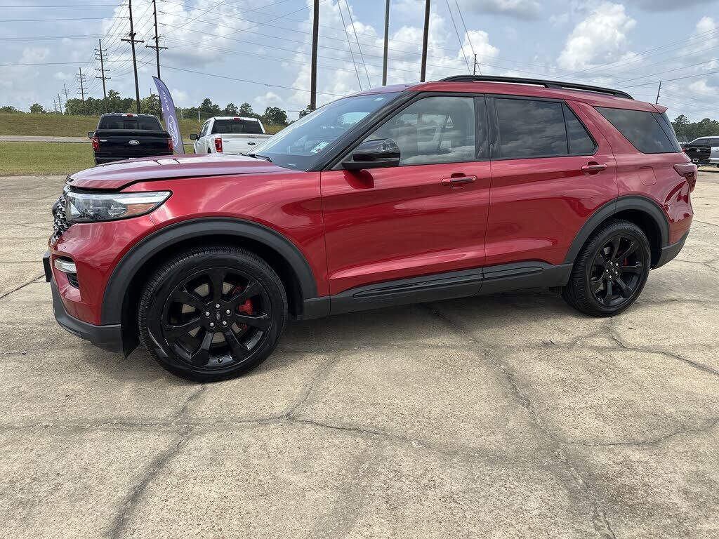2023 FORD Explorer