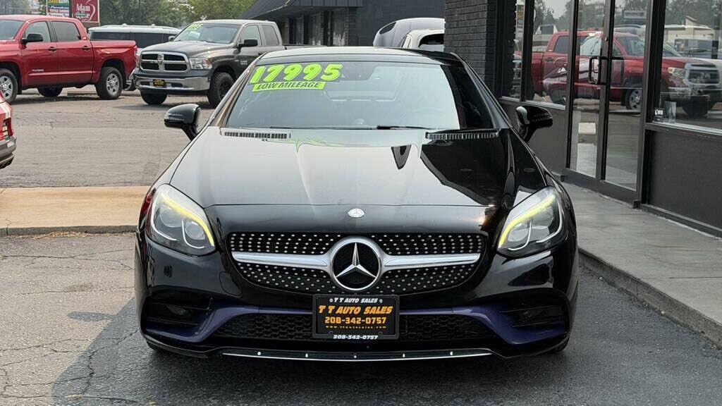 2017 MERCEDES-BENZ SLC-Class