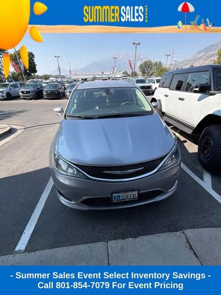 2020 CHRYSLER Pacifica