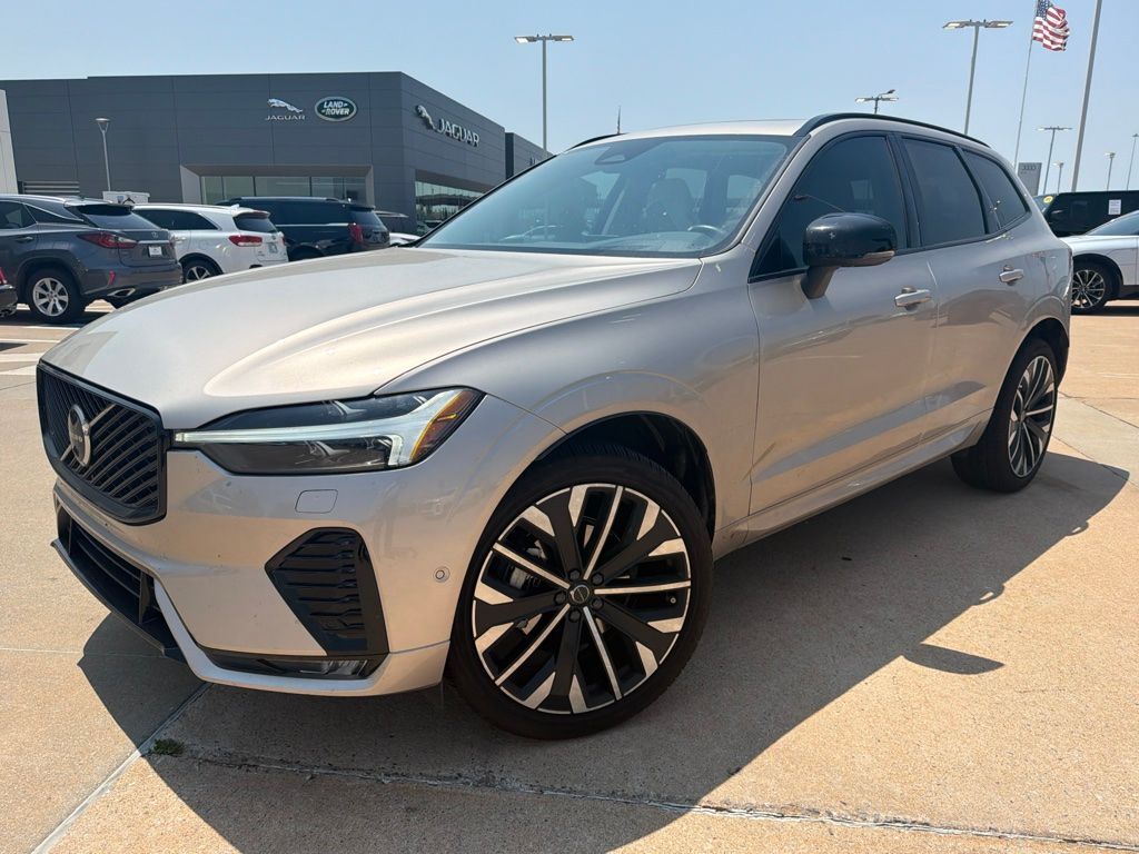 2026 VOLVO XC60