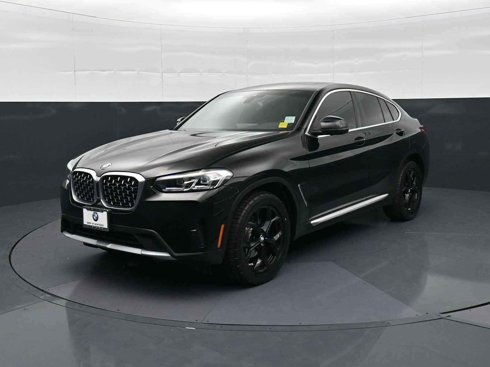 2022 BMW X4