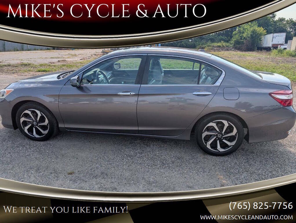 2017 HONDA Accord