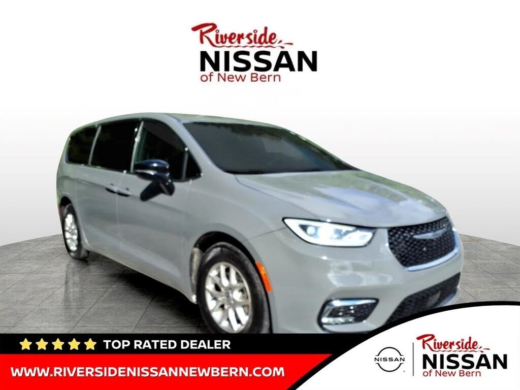 2025 CHRYSLER Pacifica