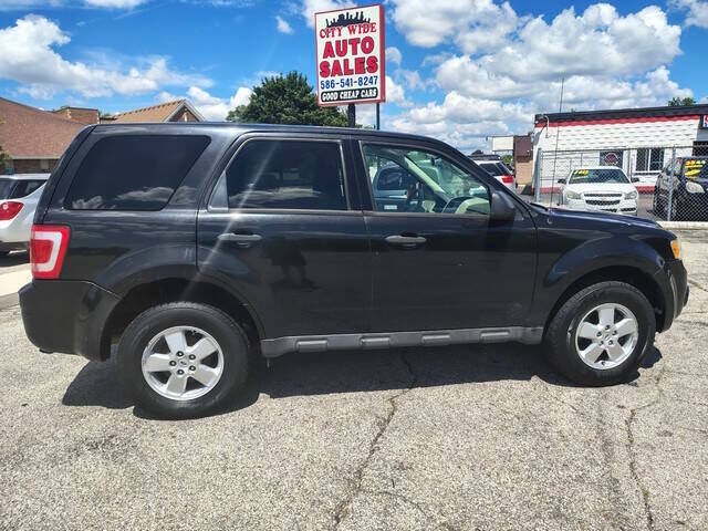 2011 FORD Escape
