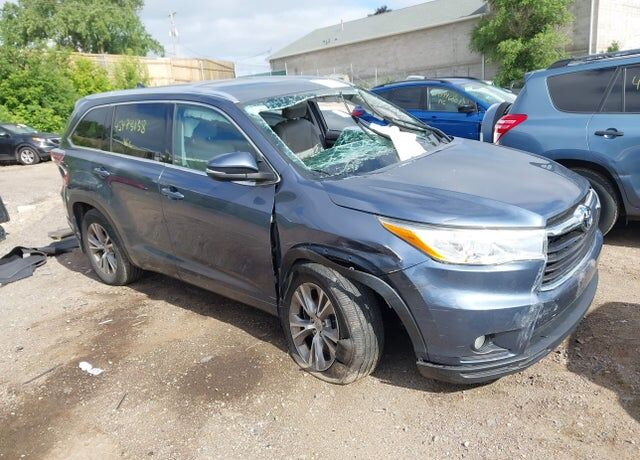 2014 TOYOTA Highlander