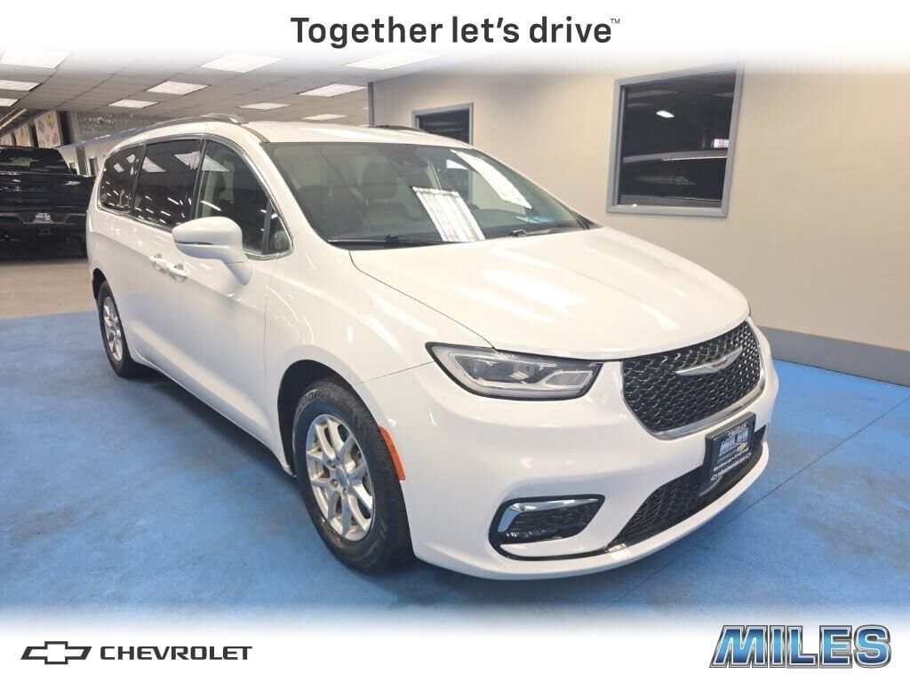 2022 CHRYSLER Pacifica