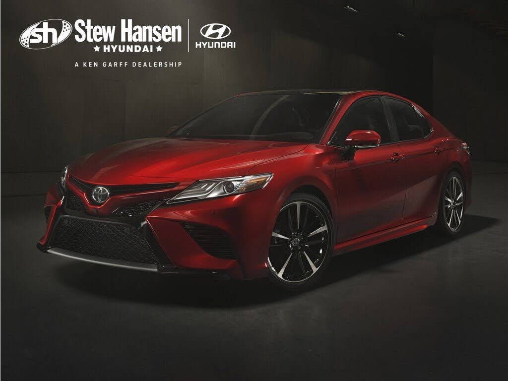 2018 TOYOTA Camry