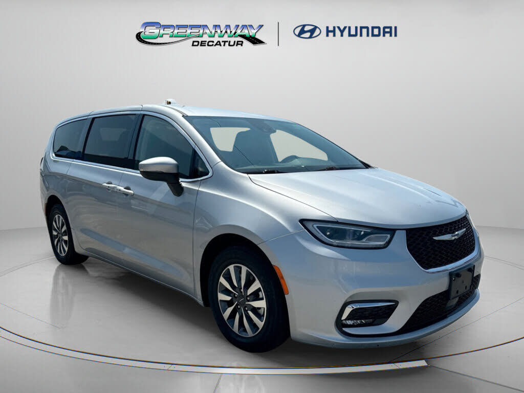 2023 CHRYSLER Pacifica