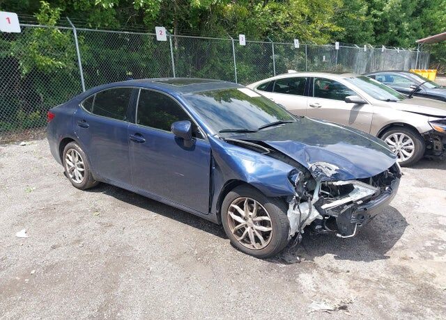 2015 LEXUS ES