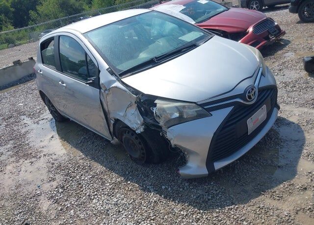 2015 TOYOTA Yaris