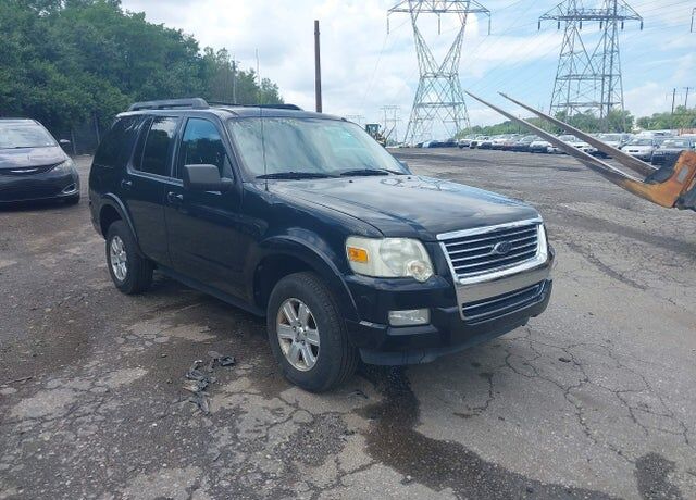 2010 FORD Explorer