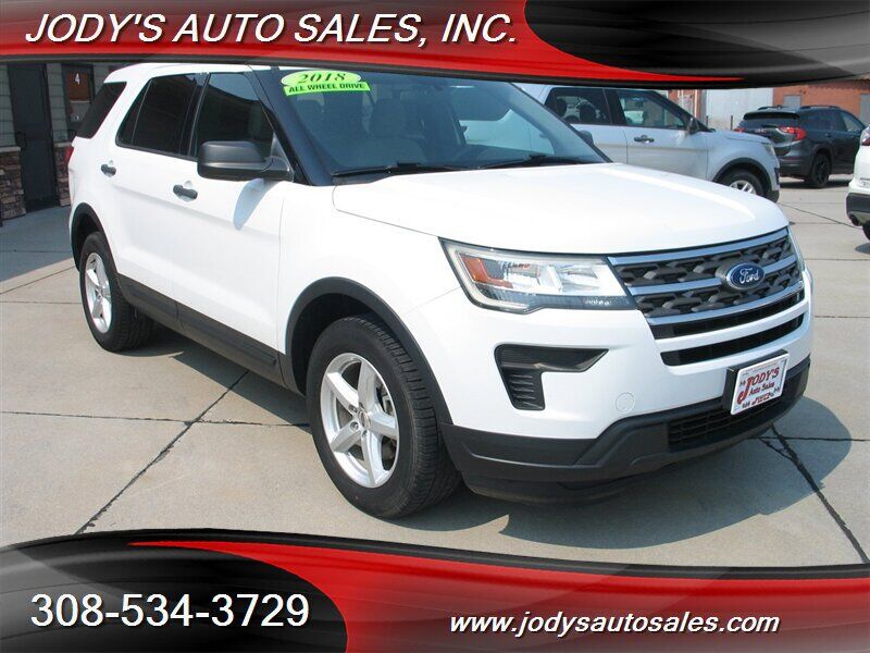 2018 FORD Explorer