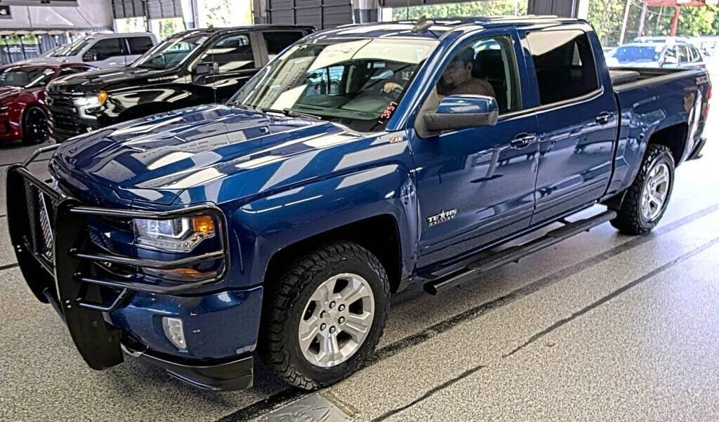 2017 CHEVROLET Silverado