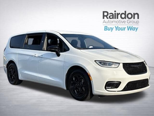 2024 CHRYSLER Pacifica