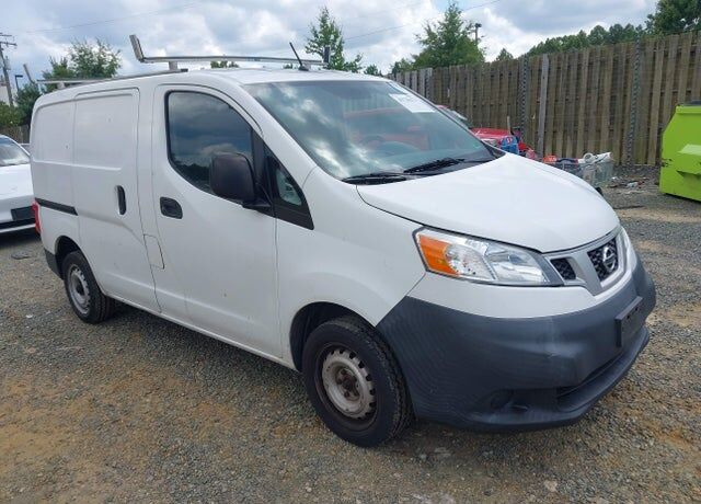 2015 NISSAN NV200