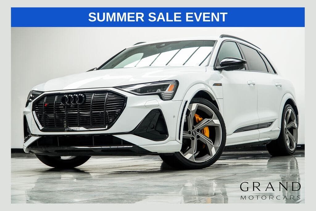 2023 AUDI e-tron