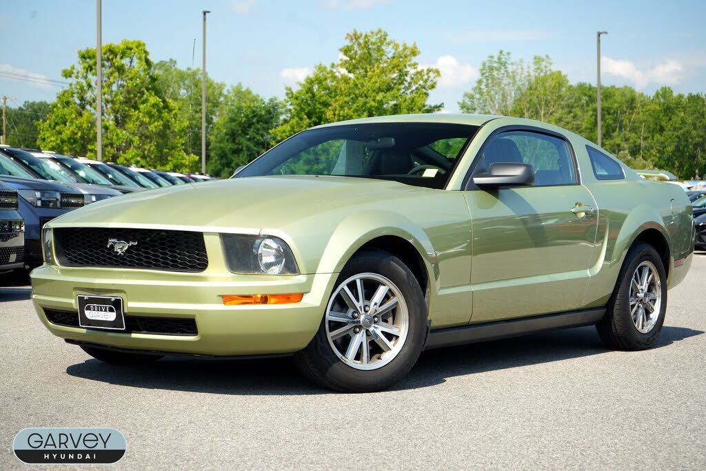 2005 FORD Mustang