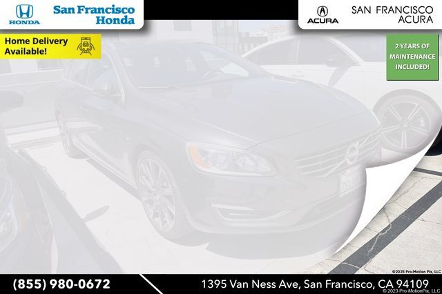 2015 VOLVO V60
