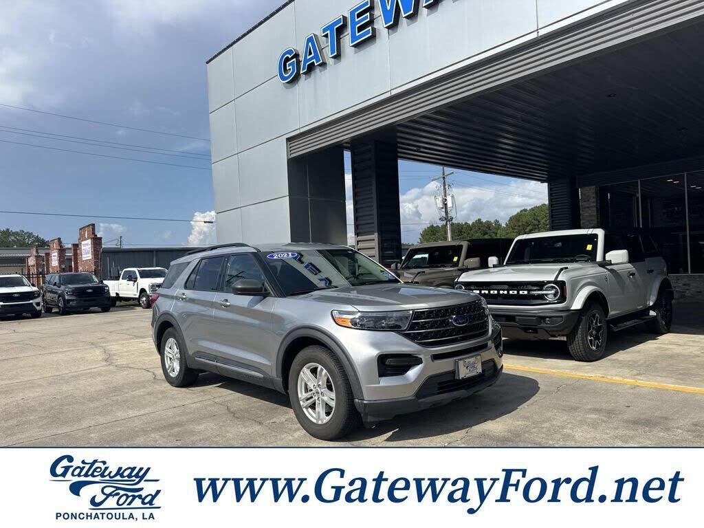 2021 FORD Explorer