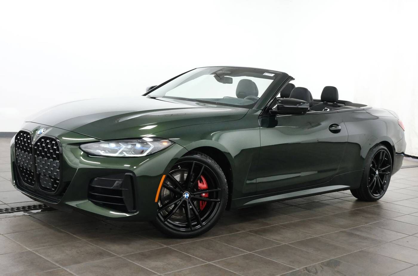 2023 BMW M4