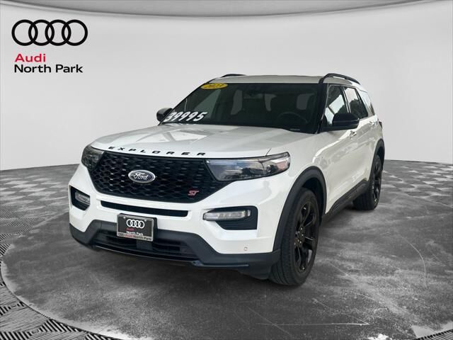 2023 FORD Explorer