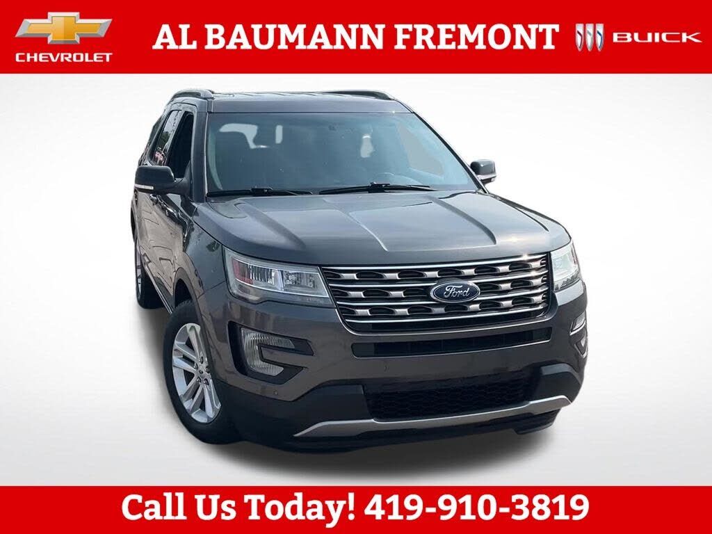 2017 FORD Explorer