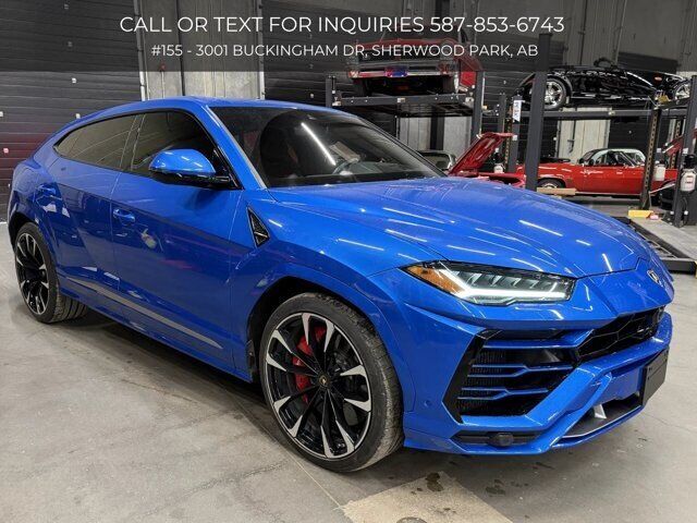 2020 LAMBORGHINI URUS