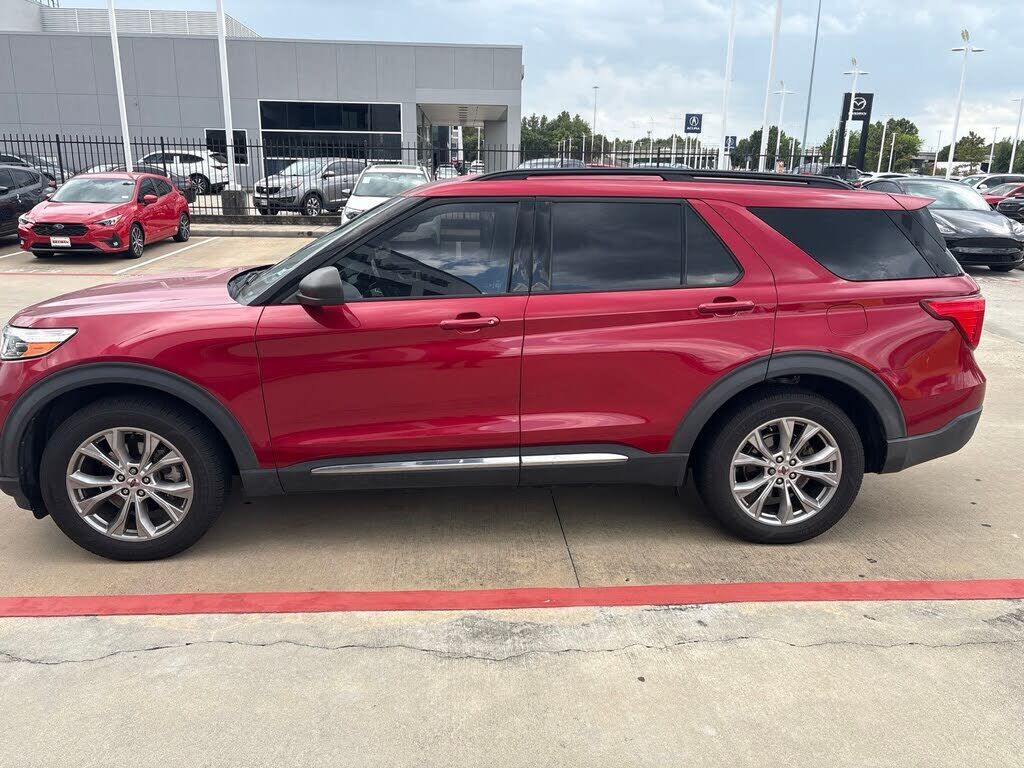 2020 FORD Explorer