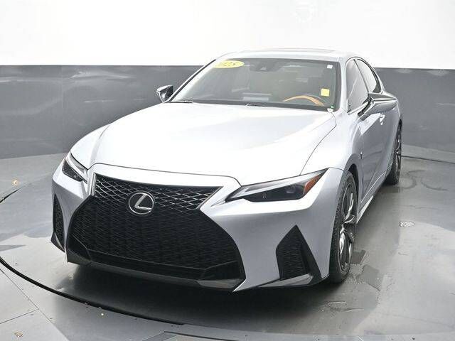 2025 LEXUS IS
