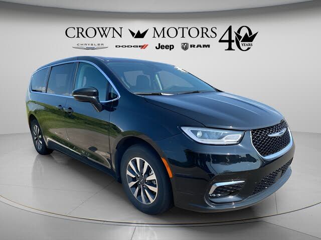 2024 CHRYSLER Pacifica