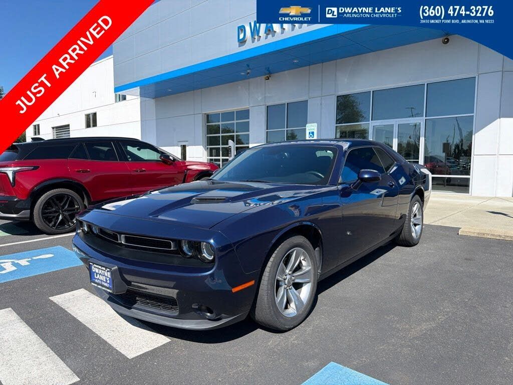 2015 DODGE Challenger