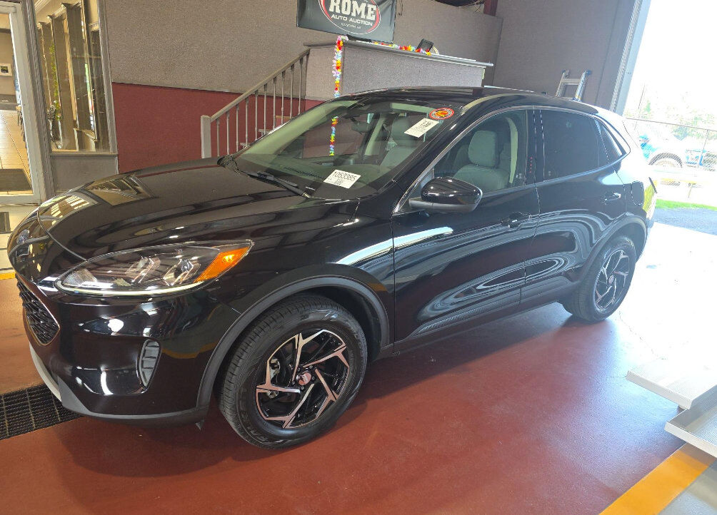 2020 FORD Escape