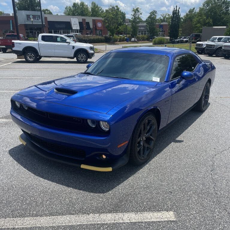 2022 DODGE Challenger