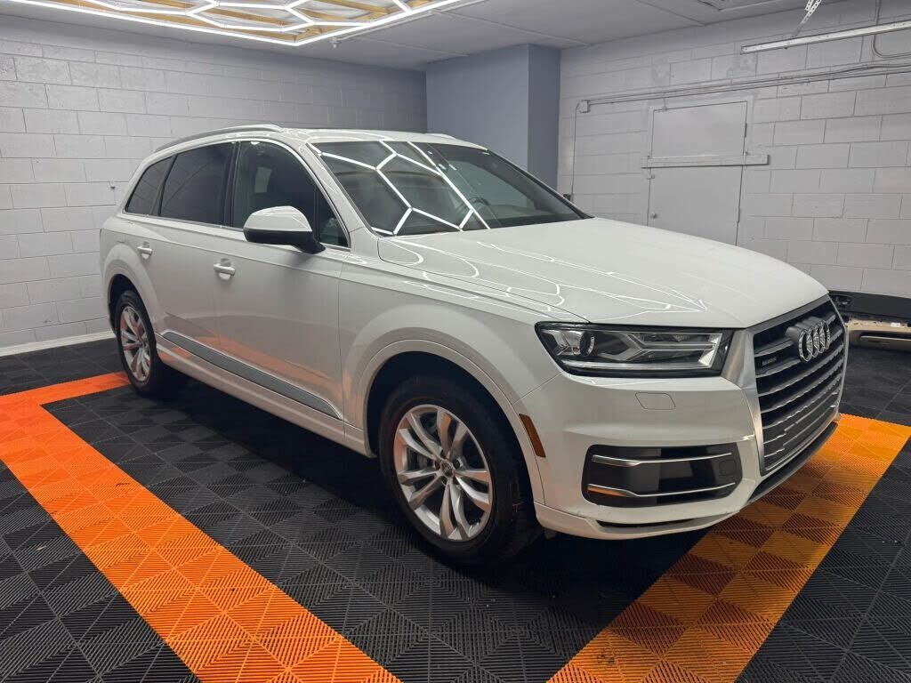 2018 AUDI Q7