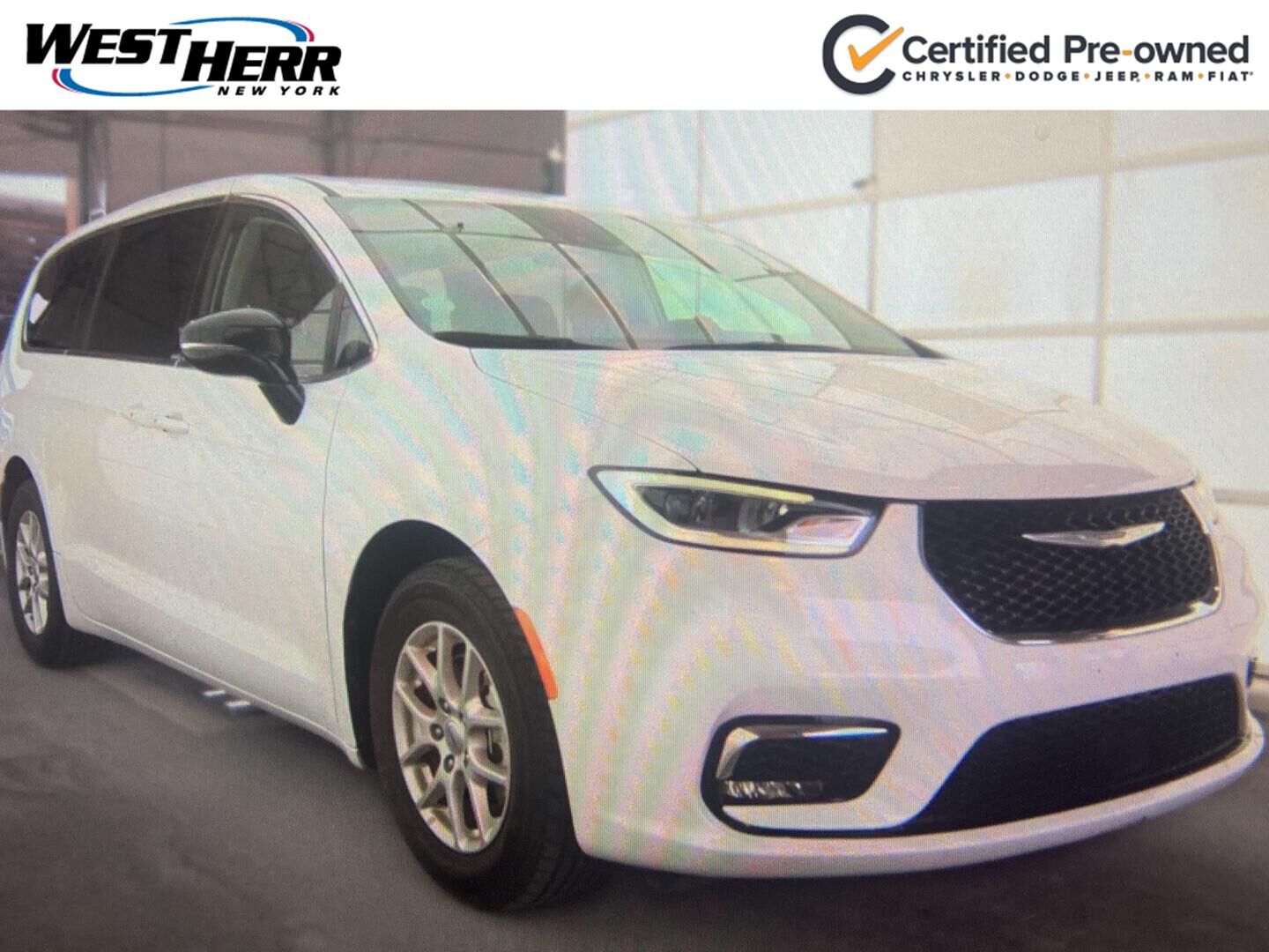 2024 CHRYSLER Pacifica