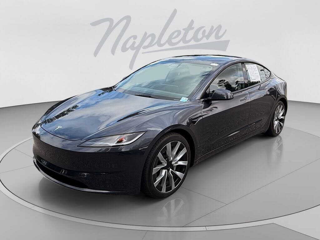 2024 TESLA Model 3